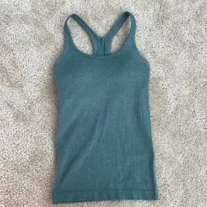Lululemon tank top